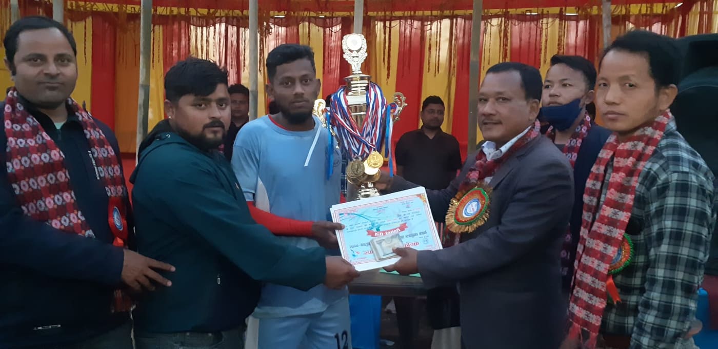 प्रथम पाथीभरा नकाउट फूटबलको उपाधि बनियानी युवा परिवारलाई