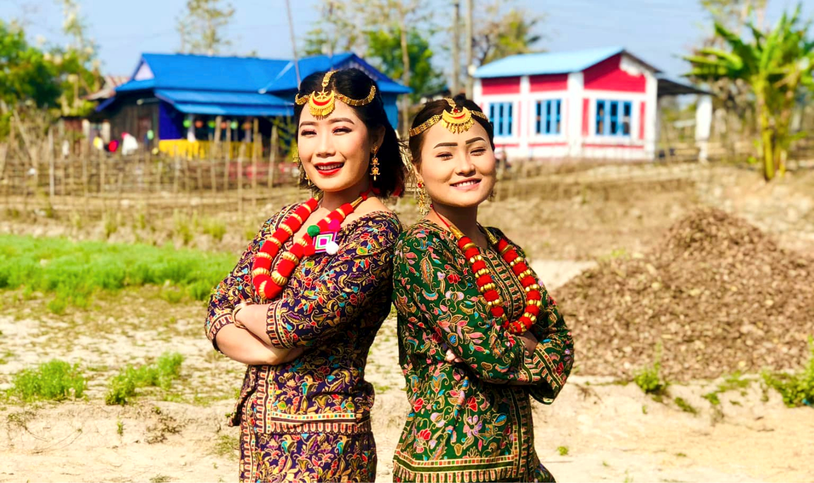 दीपा र इन्द्रशुसिलको आवाजमा एस.पी.को ‘नक्कले भेना’ सार्वजनिक (भिडियो सहित)