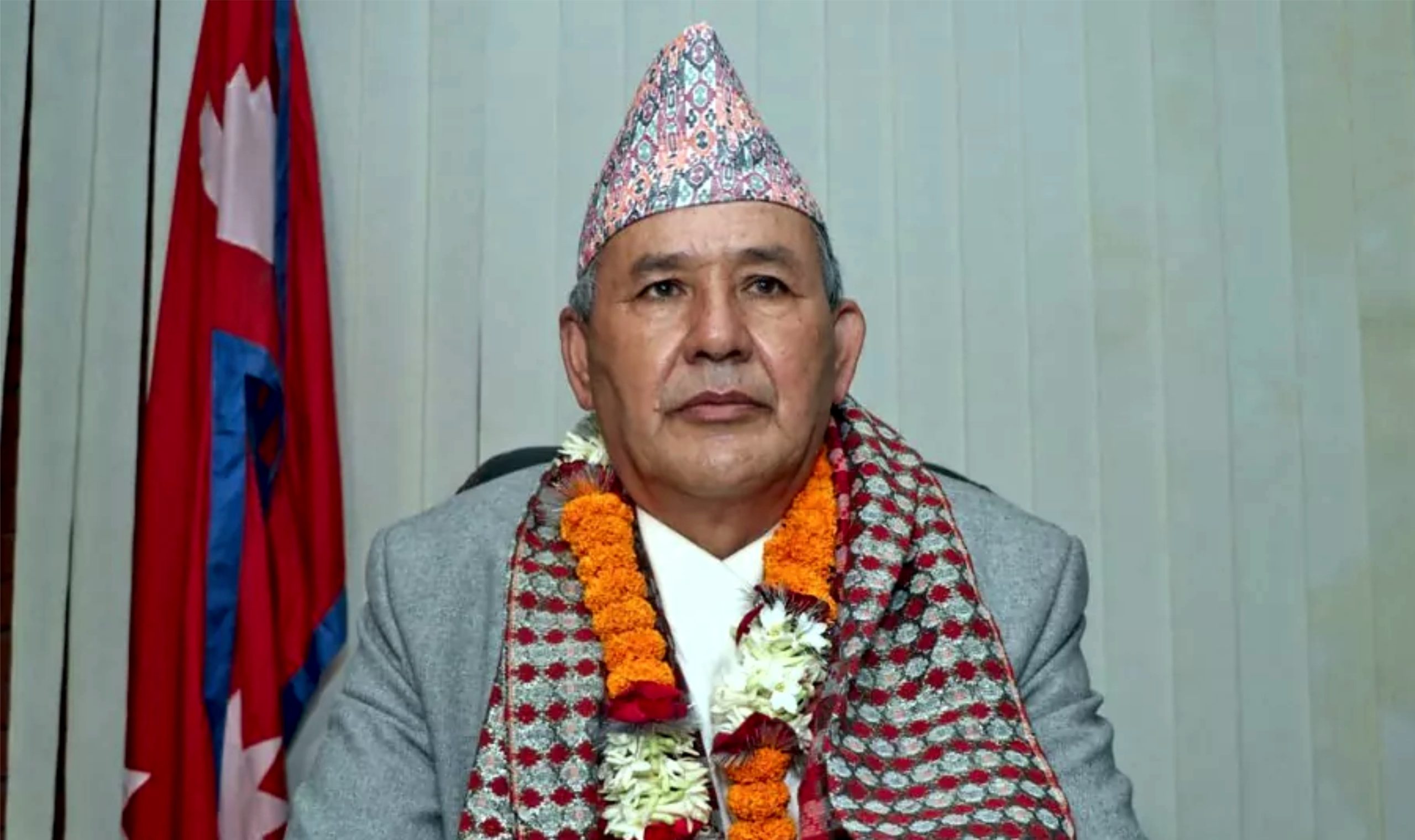 अस्वस्थ भएपछि स्वास्थ्यमन्त्री खापुङ अस्पताल भर्ना