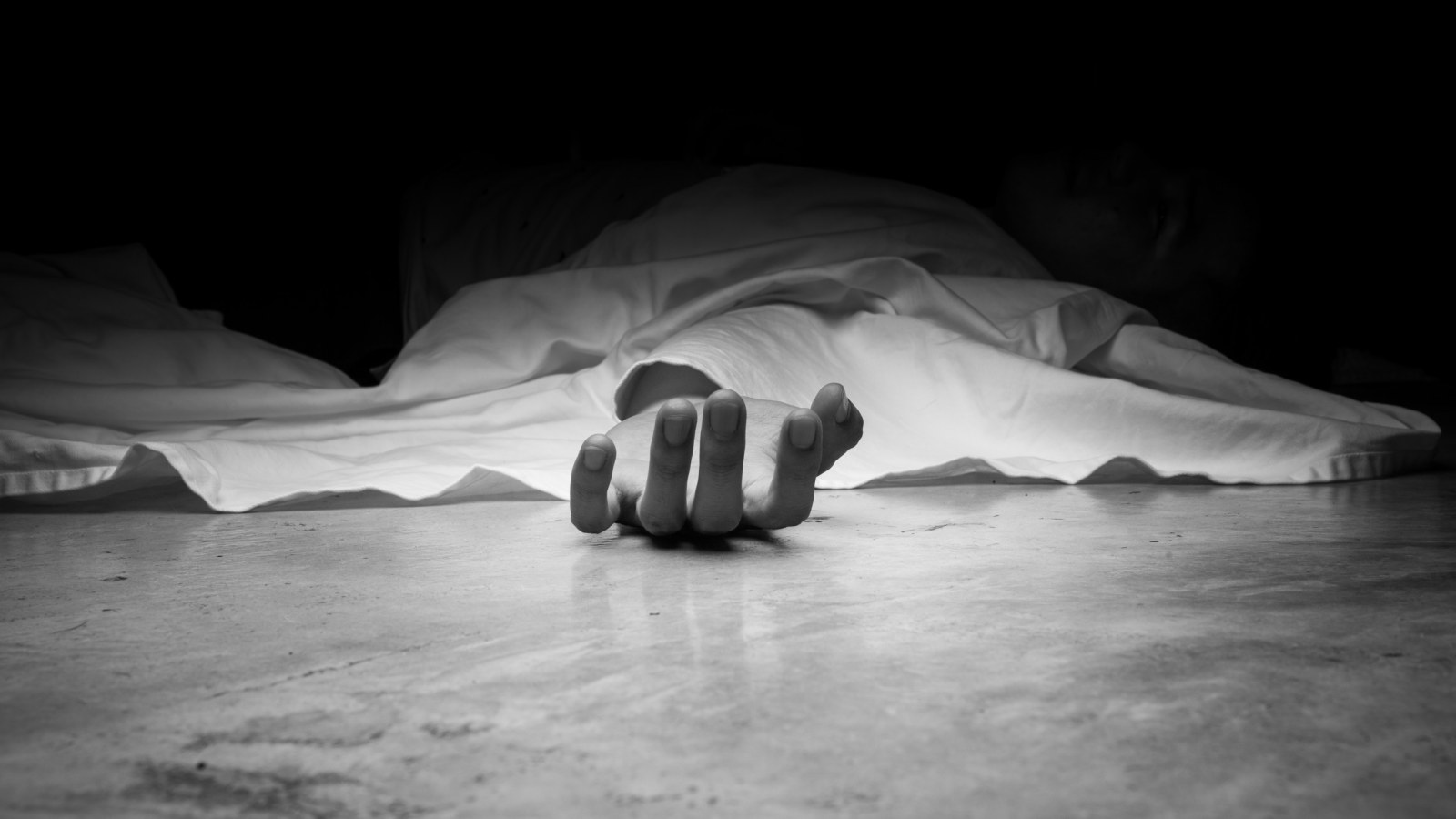 रतुवा खोलाले जिप बगाउँदा ३ वर्षे बालक सहित एक महिलाको मृत्यु