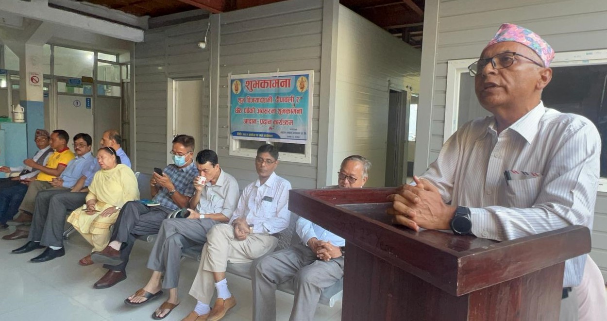 आधारभूत स्वास्थ्य सेवा छाडेर विशेषज्ञ चिकित्सा सेवामा फड्गो मार्दै लाइफलाइन अस्पताल