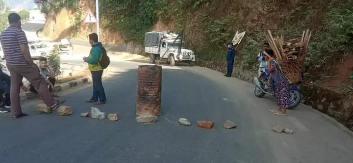 मुकुमलुङ संघर्ष समितिद्वारा सात बुँदे मागसहित मंगलबारदेखि अनिश्चितकालीन बन्द आह्वान