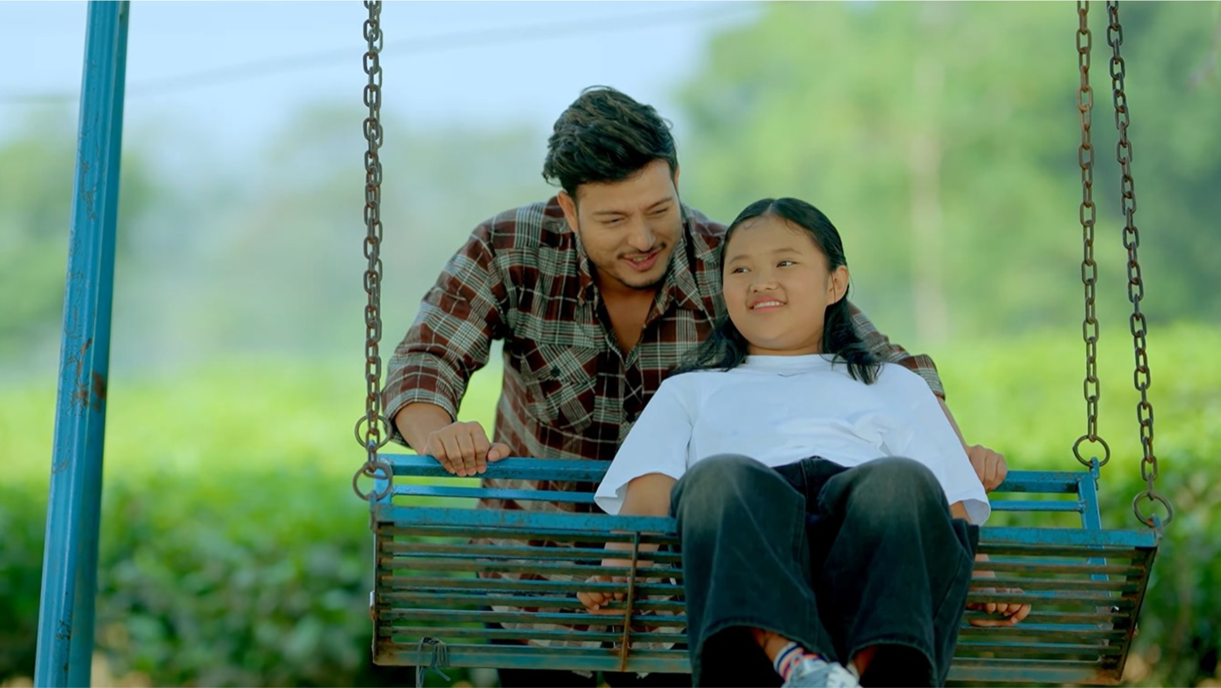 दिनेशको निर्देशनमा राजेश पायल र सुमम्साको ‘प्यारी छोरी’ सार्वजनिक(भिडियो सहित)